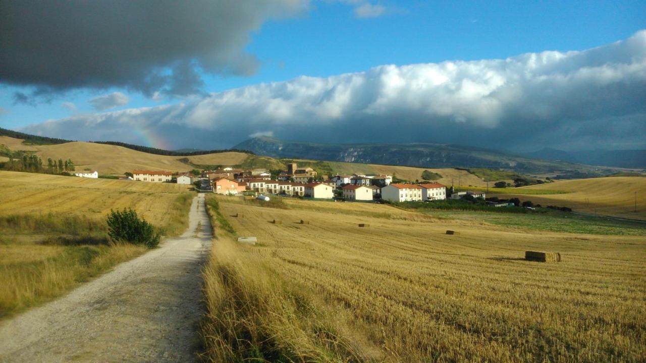 Hostal Altikarra I Undiano Exterior foto
